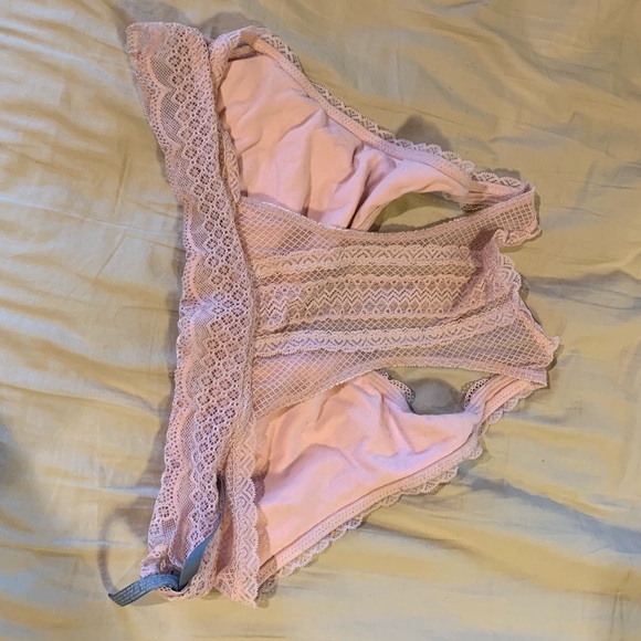 intimates - Picture 2 of 8